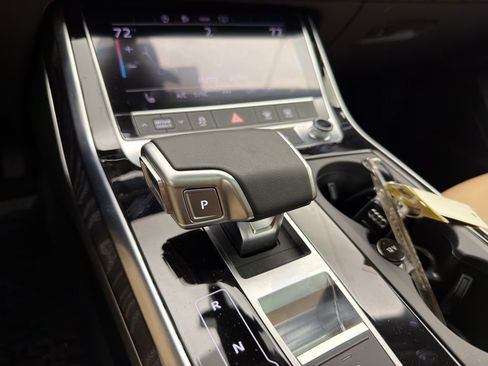 Used 2025 Audi Q7 2.0T Premium image 12