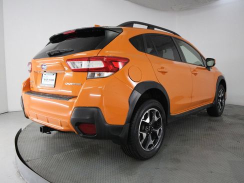 Used 2018 Subaru Crosstrek 2.0i Premium AWD/4WD image 9