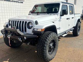 Used 2022 Jeep Gladiator Overland w/ Popular Equipment Package video 1