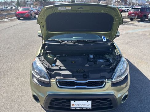Used 2012 Kia Soul + image 27