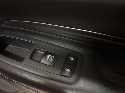 Used 2021 Dodge Durango SXT image 32