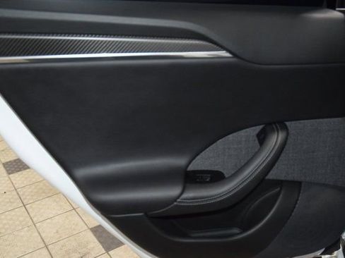 Used 2021 Tesla Model S Plaid image 43