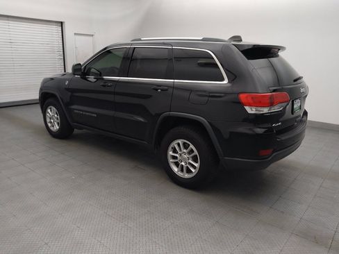 Used 2019 Jeep Grand Cherokee Laredo AWD/4WD image 3
