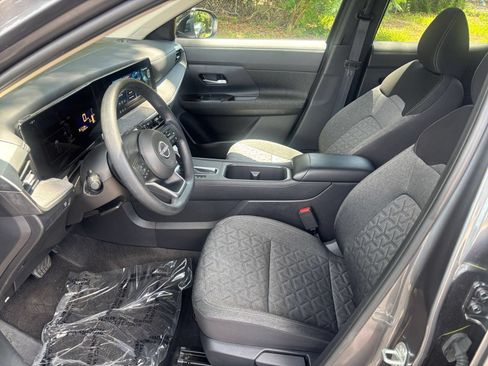 Used 2026 Nissan Kicks SV w/ Cold Weather Package FWD image 25