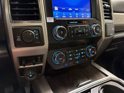 Used 2020 Ford F250 Lariat AWD/4WD image 21