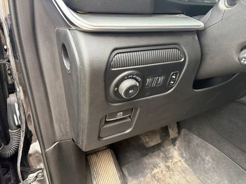 Used 2024 Jeep Wagoneer Series II AWD/4WD image 21