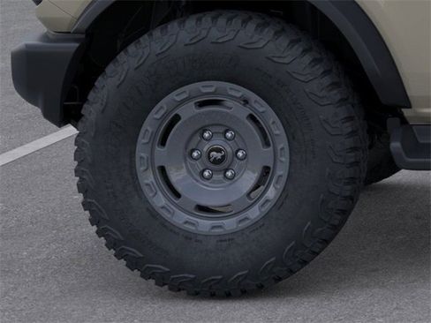 New 2025 Ford Bronco Outer Banks w/ Sasquatch Package image 21