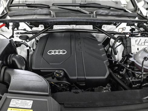 Certified 2024 Audi Q5 2.0T Premium Plus AWD/4WD image 24