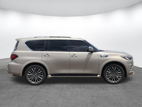 Used 2021 INFINITI QX80 Sensory w/ All-Season Package RWD image 10