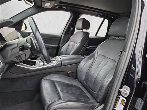 Used 2022 BMW X5 sDrive40i w/ M Sport Package RWD image 12