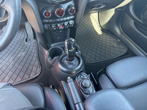 Used 2024 MINI Cooper S image 21