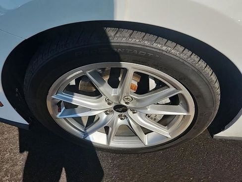 Used 2024 Ford Mustang GT Premium image 12