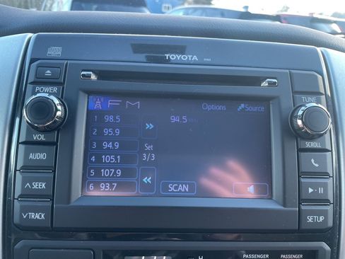 Used 2013 Toyota Tacoma 4x4 Access Cab image 14