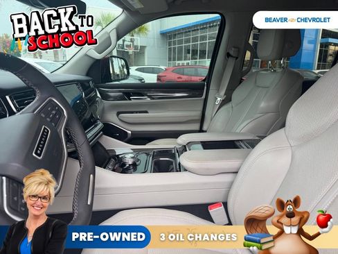 Used 2022 Jeep Wagoneer Series II w/ Convenience Group I RWD image 8