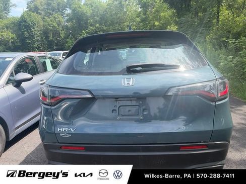 Used 2024 Honda HR-V LX image 9