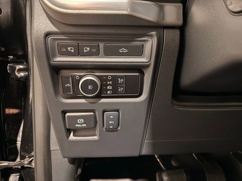 Used 2024 Ford F150 Lariat w/ Bed Utility Package AWD/4WD image 17