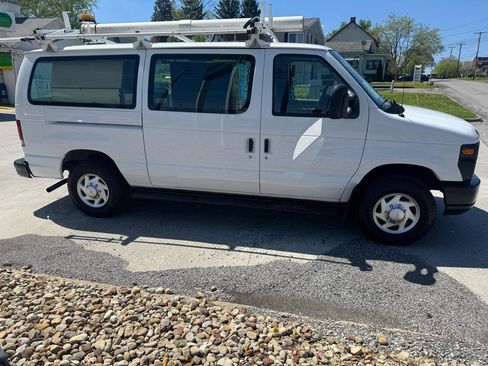 Used 2012 Ford E-250 and Econoline 250 w/ Insulation Pkg RWD image 6