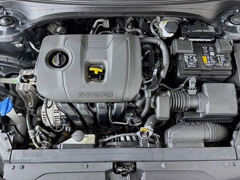 Used 2024 Kia Forte LXS image 31