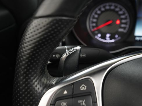 Used 2019 Mercedes-Benz AMG GT Roadster image 22