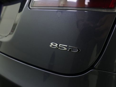 Used 2015 Tesla Model S 85D AWD/4WD image 12