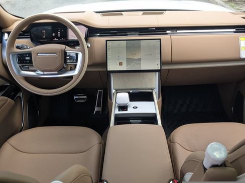 New 2026 Land Rover Range Rover SV AWD/4WD image 19