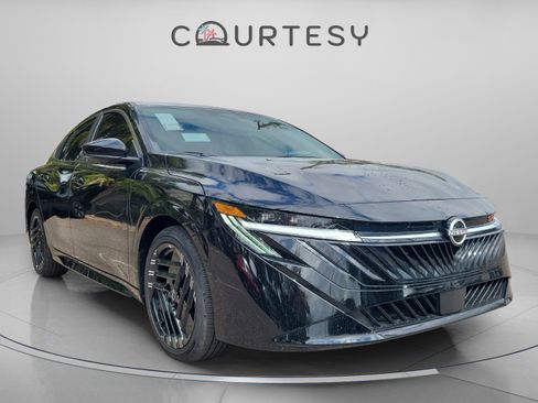 New 2026 Nissan Sentra SR image 6