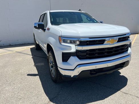 New 2026 Chevrolet Silverado 1500 LT w/ Z71 Off-Road Package AWD/4WD image 8