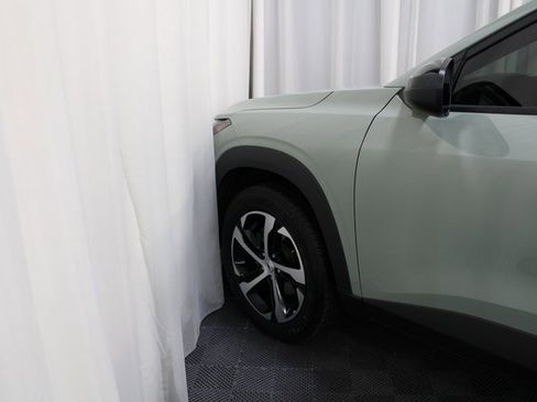 Used 2024 Chevrolet Trax RS w/ Driver Confidence Package image 19