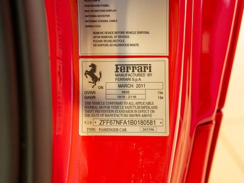 Used 2011 Ferrari 458 Italia Coupe RWD image 23