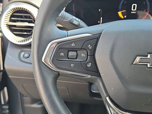 Certified 2025 Chevrolet Trax ACTIV w/ Sunroof Package image 23