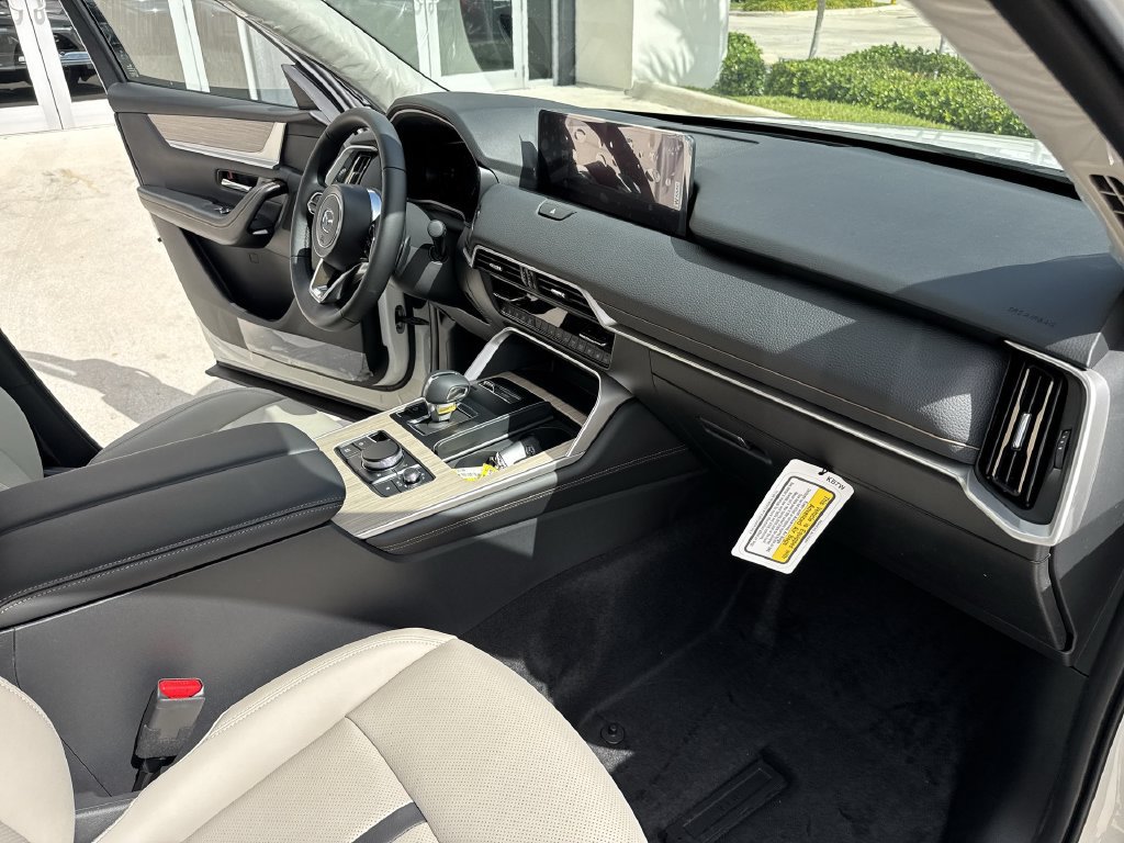 New 2026 MAZDA CX-70 SC Plus AWD/4WD image 32