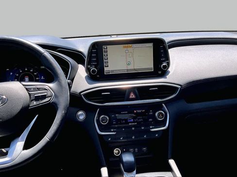 Used 2020 Hyundai Santa Fe Limited FWD image 7
