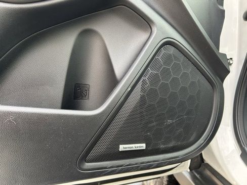 Used 2025 Subaru Outback Wilderness image 31