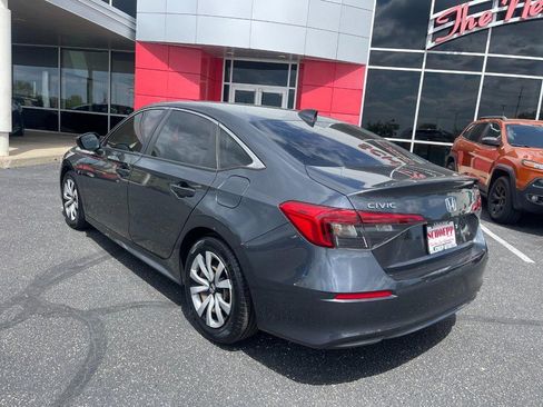 Used 2023 Honda Civic LX image 4