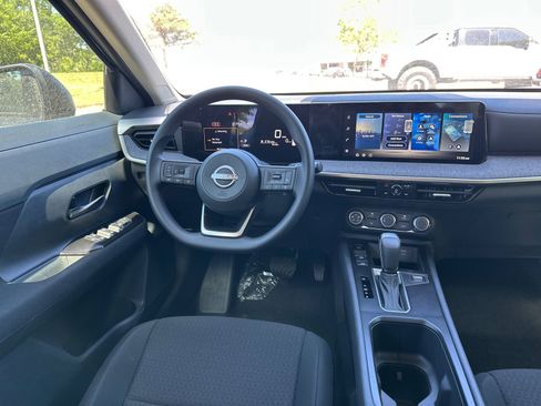 New 2026 Nissan Kicks S FWD image 18