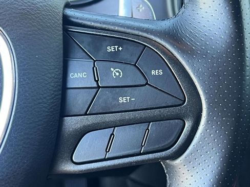 Used 2022 Dodge Charger R/T w/ Blacktop Package RWD image 21