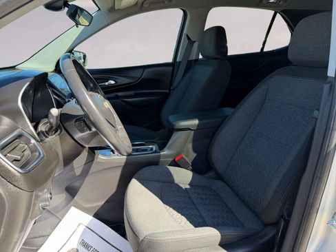 Used 2022 Chevrolet Equinox LT image 9