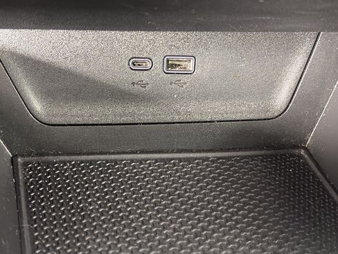 Used 2025 Chevrolet Equinox LT AWD/4WD image 25