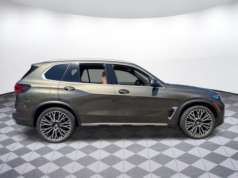 Used 2024 BMW X5 xDrive40i w/ Premium Package AWD/4WD image 7