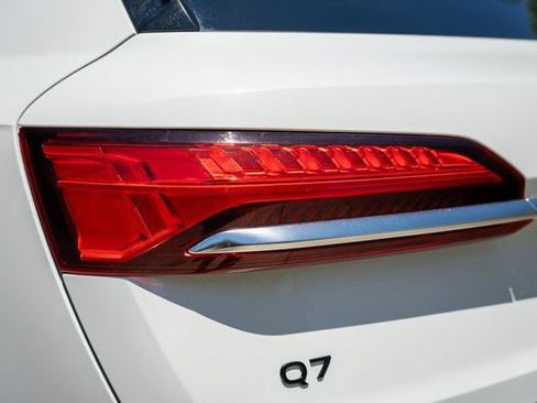 Used 2025 Audi Q7 2.0T Premium Plus AWD/4WD image 11
