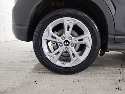 Used 2022 Hyundai Kona SEL image 13