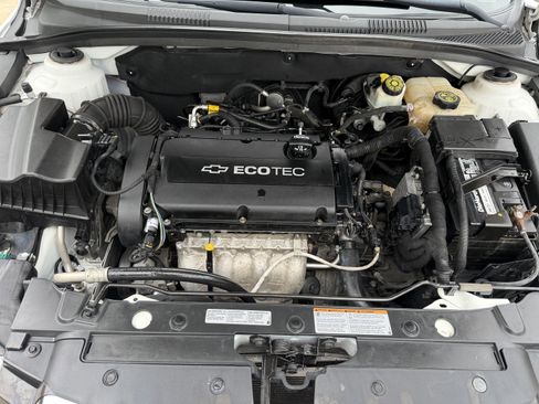 Used 2016 Chevrolet Cruze LS image 38