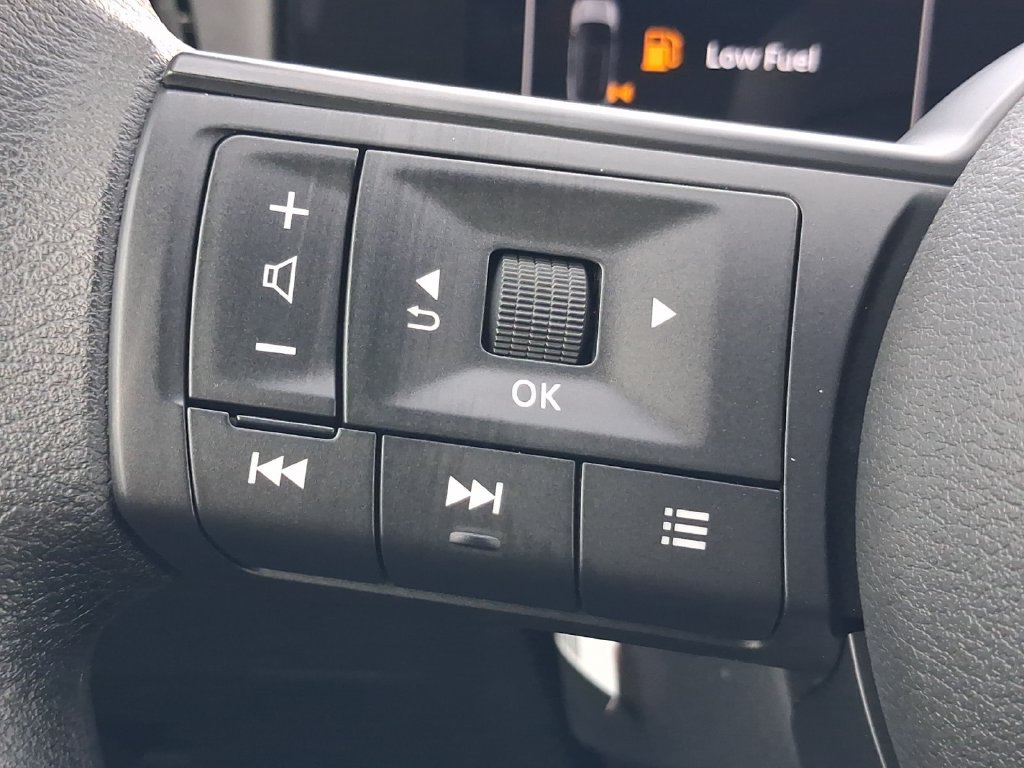 New 2027 Nissan Kicks SV FWD image 11