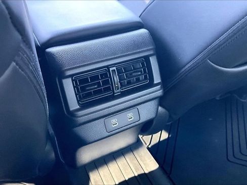 Used 2023 Honda Accord EX-L image 10