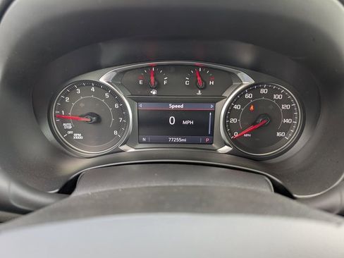 Used 2023 GMC Terrain SLT image 18