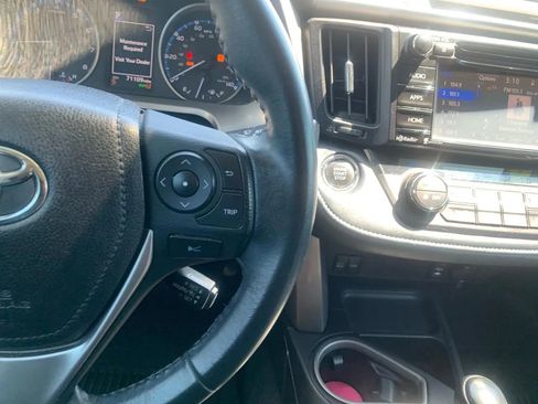 Used 2018 Toyota RAV4 XLE w/ Plus Extra Value Package FWD image 14