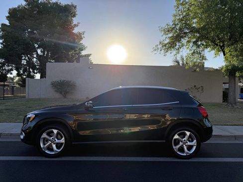 Used 2018 Mercedes-Benz GLA 250 w/ Convenience Package image 8