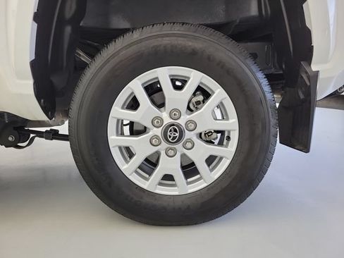 Used 2024 Toyota Tacoma SR RWD image 10