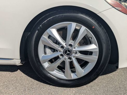 Used 2019 Mercedes-Benz C 300 Sedan image 11