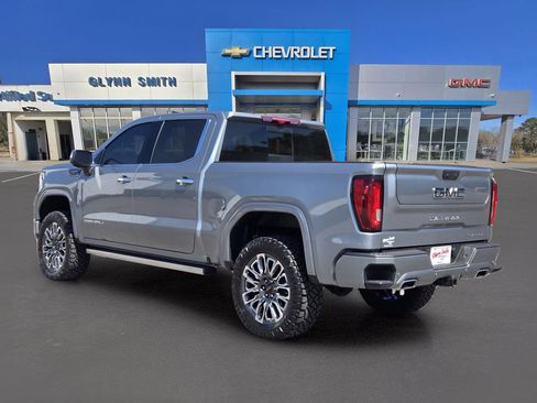 Used 2025 GMC Sierra 1500 Denali Ultimate AWD/4WD image 11